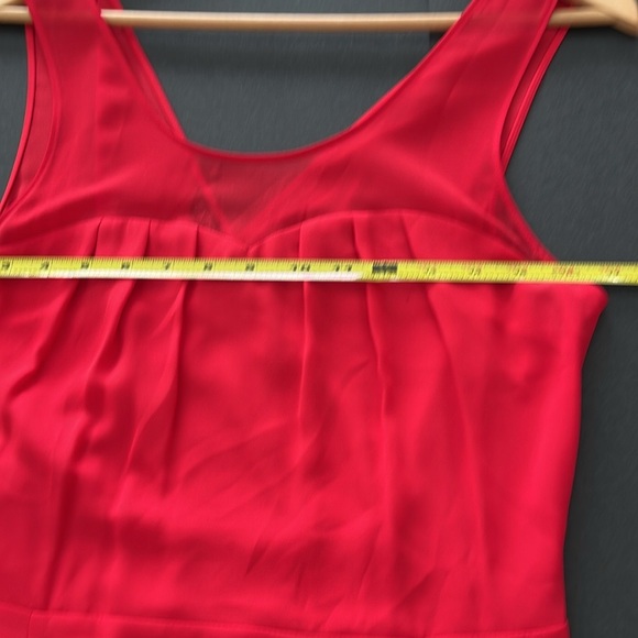 EXPRESS DRESS! - Picture 4 of 8